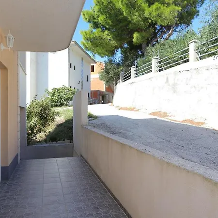 17894b Apartment